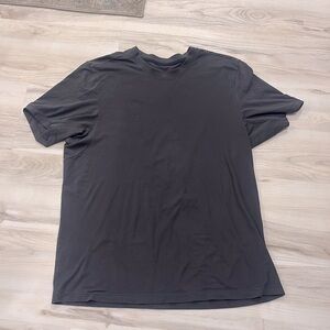 Lululemon men’s cotton charcoal t-shirt size Large